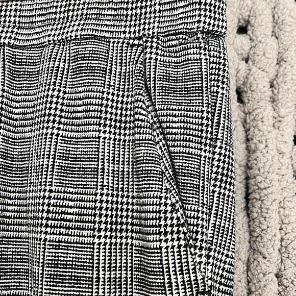 Jogger Style Dress Pants (2 pairs) Black/White Checked & Brown/Beige Tartan (M) - Picture 8 of 15